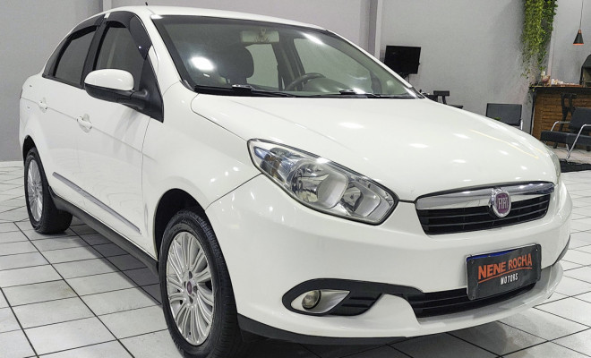 Fiat Grand Siena ESSENCE 1.6 Flex 16V 2014 Flex