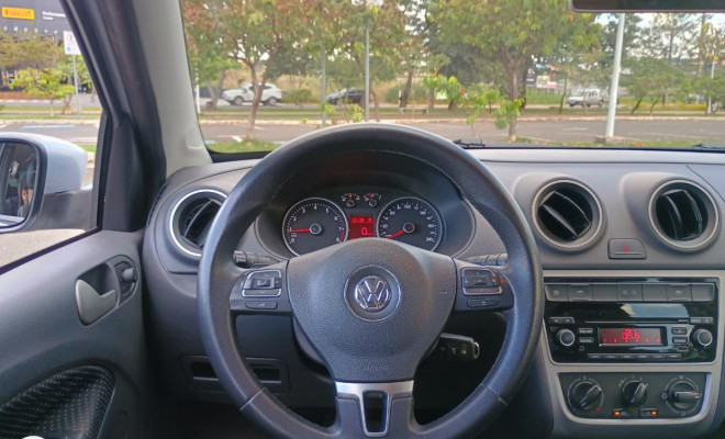 VW - VolksWagen VOYAGE Trendline 1.6 T.Flex 8V 4p 2015 Flex-8