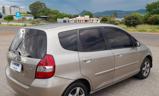 Honda Fit LX 1.4/ 1.4 Flex 8V/16V 5p Aut. 2007 Flex-6