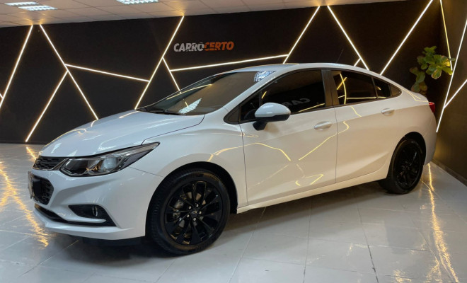 GM - Chevrolet CRUZE LT 1.4  Turbo Flex  Aut. 2018 Flex  Espaço e conforto-1
