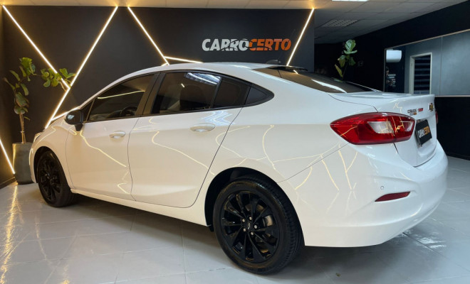 GM - Chevrolet CRUZE LT 1.4  Turbo Flex  Aut. 2018 Flex  Espaço e conforto-2