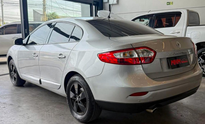 Renault FLUENCE Sed. Dynamique 2.0 2011 Flex-0