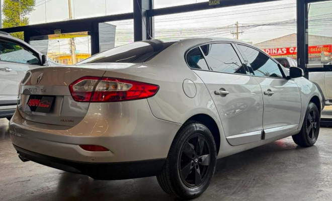 Renault FLUENCE Sed. Dynamique 2.0 2011 Flex-4