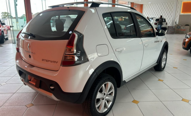 Renault SANDERO STEPWAY Hi-Power 1.6 8V 5p 2014 Flex-3