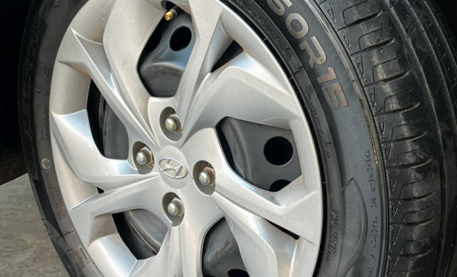Hyundai HB20S Comfort Plus 1.0 Flex 12V Mec. 2025 Flex-11