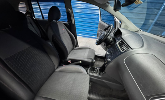 VW - VolksWagen SpaceCross 1.6 Mi Total Flex 8V 2013 Flex-9