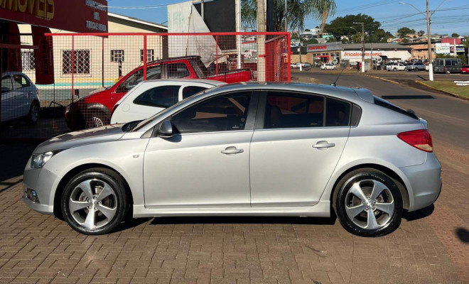 GM - Chevrolet CRUZE HB Sport LT 1.8 16V FlexP. 5p Aut 2014 Flex-0