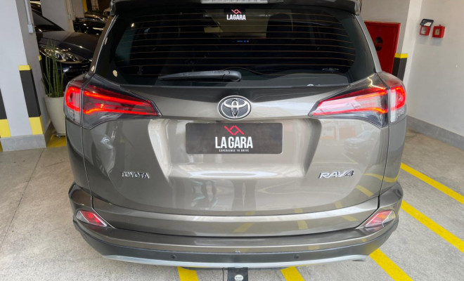 Toyota RAV4 2.0 TOP 4x2 16V Gasolina Aut. 2019-2