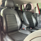 VW - VolksWagen Golf Highline 1.4 TSI 140cv Aut. 2014 Flex-8