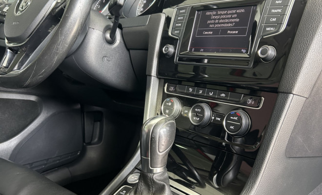VW - VolksWagen Golf Highline 1.4 TSI 140cv Aut. 2014 Flex-5