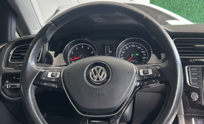 VW - VolksWagen Golf Highline 1.4 TSI 140cv Aut. 2014 Flex-12