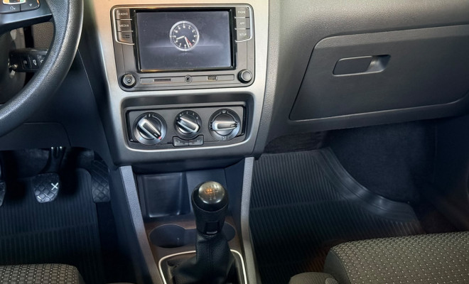 VW - VolksWagen Fox Trendline 1.6 Flex 8V 5p 2018 Gasolina-7