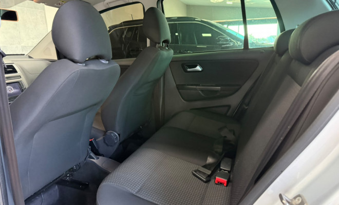 VW - VolksWagen Fox Trendline 1.6 Flex 8V 5p 2018 Gasolina-12