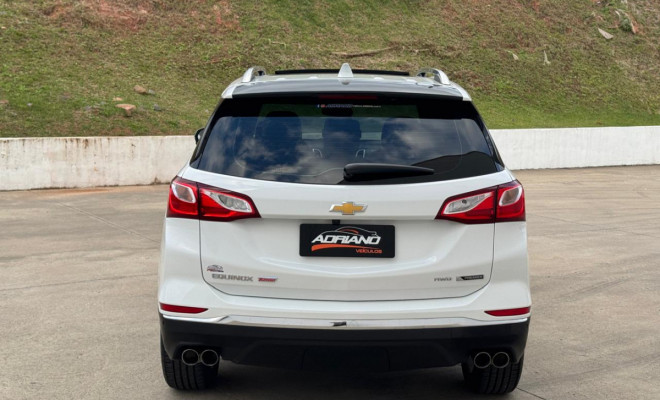 Completíssima, teto solar panorâmico, bancos em couro, multimídia com câmera de ré, chave de presença, park assist, top de linha.-1