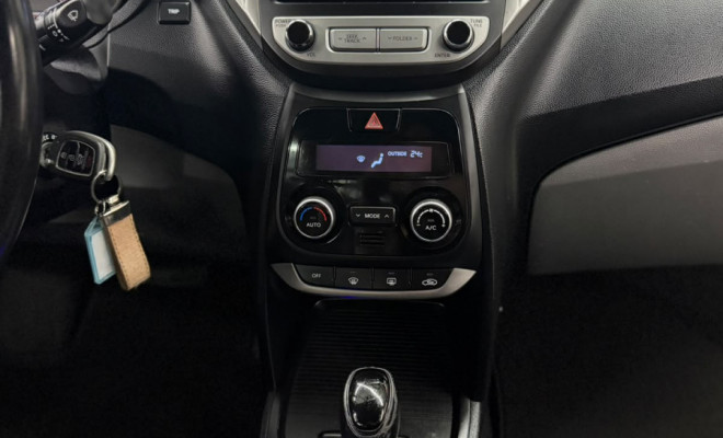 Hyundai HB20S Premium 1.6 Flex 16V Aut. 4p 2017 Flex-22