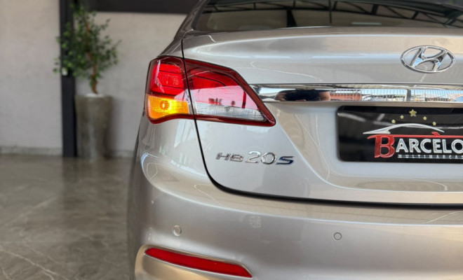 Hyundai HB20S Premium 1.6 Flex 16V Aut. 4p 2017 Flex-18
