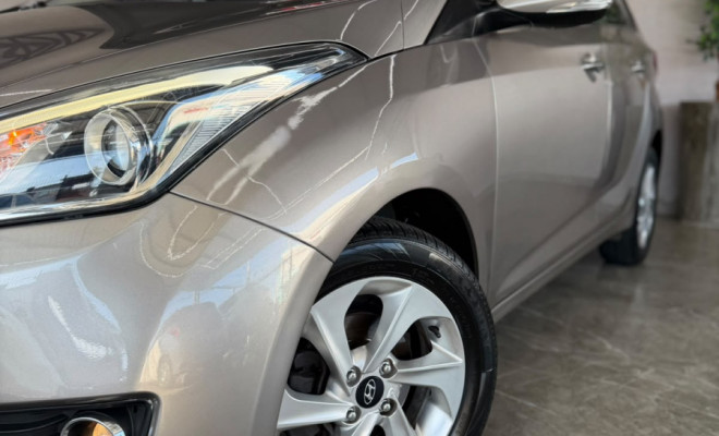 Hyundai HB20S Premium 1.6 Flex 16V Aut. 4p 2017 Flex-0
