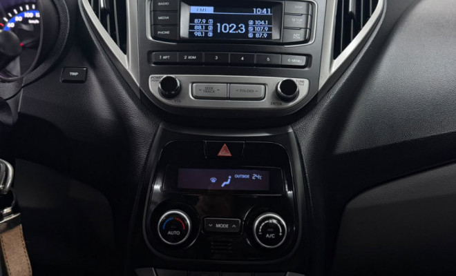 Hyundai HB20S Premium 1.6 Flex 16V Aut. 4p 2017 Flex-27