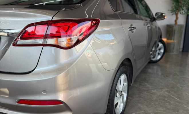 Hyundai HB20S Premium 1.6 Flex 16V Aut. 4p 2017 Flex-16