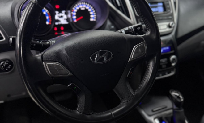Hyundai HB20S Premium 1.6 Flex 16V Aut. 4p 2017 Flex-23