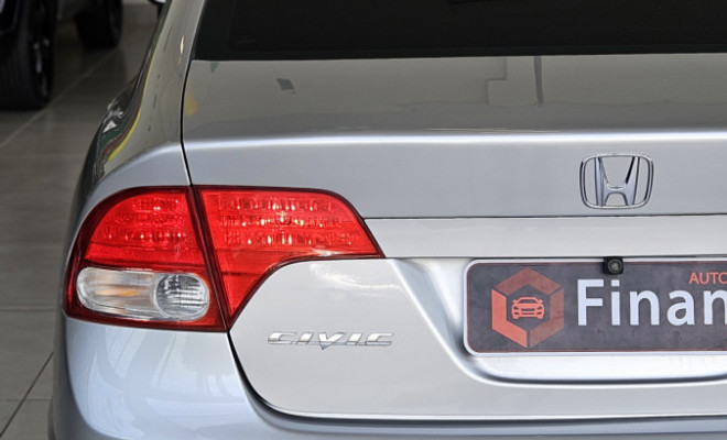 Honda Civic Sedan LXS 1.8/1.8 Flex 16V Aut. 4p 2010 Flex-12