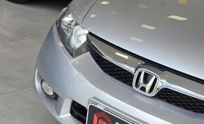 Honda Civic Sedan LXS 1.8/1.8 Flex 16V Aut. 4p 2010 Flex-2