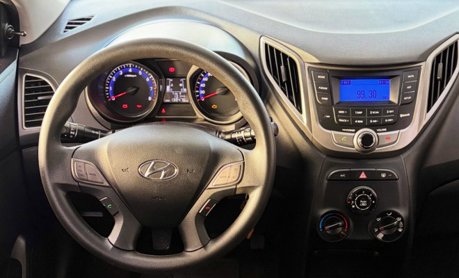 Hyundai HB20 Comfort 1.0 Flex 12V 2015-4