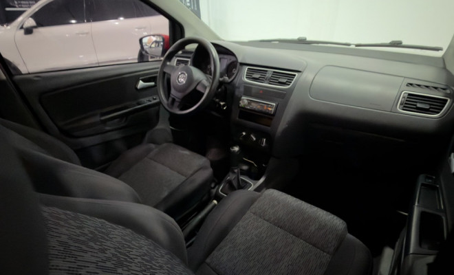 VW -  Spacefox 1.6 Trend Total Flex 8V 5p 2013-2