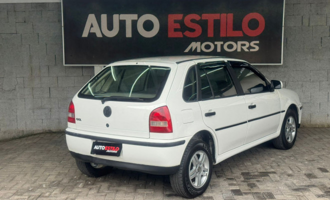 VW - VolksWagen Gol 1.0 Trend/ Power 8V 2p 2002 Gasolina-1