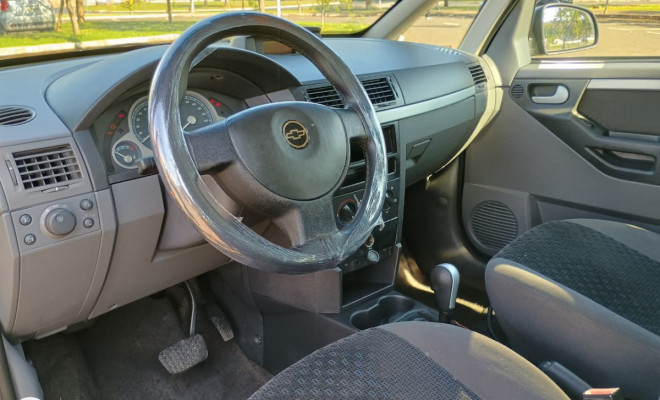 GM - Chevrolet Meriva Prem.EASYTRONIC 1.8 FlexPower 5p 2011 Flex-4