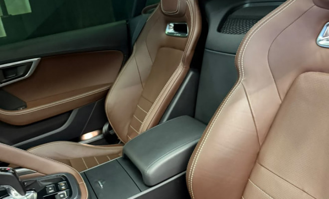 Jaguar F-Type 2.0 R-Dynamic Coupe 300cv Aut. 2019 Gasolina-6