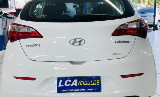 Hyundai HB20 C./C.Plus/C.Style 1.6 Flex 16V Mec. 2014 Flex-2