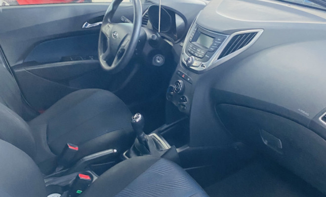 Hyundai HB20 C./C.Plus/C.Style 1.6 Flex 16V Mec. 2014 Flex-6