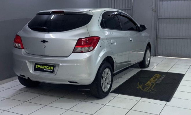 GM - Chevrolet ONIX HATCH Joy 1.0 8V Flex 5p Mec. 2018 Flex-5