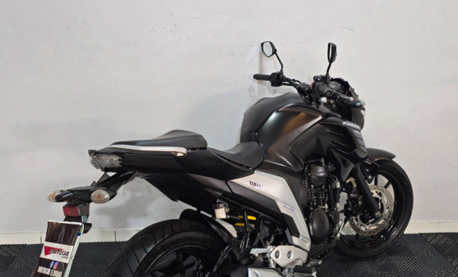 YAMAHA FZ25 250 FAZER FLEX 2023 Flex-1