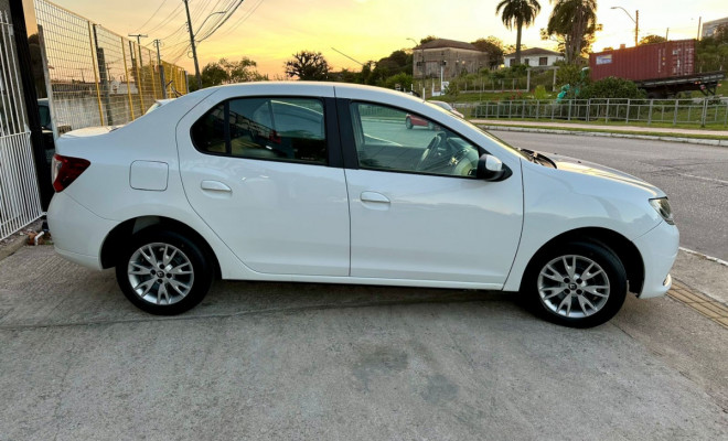 LOGAN Expres. 1.0 Hi-Flex 4 CILINDROS - 2015-1