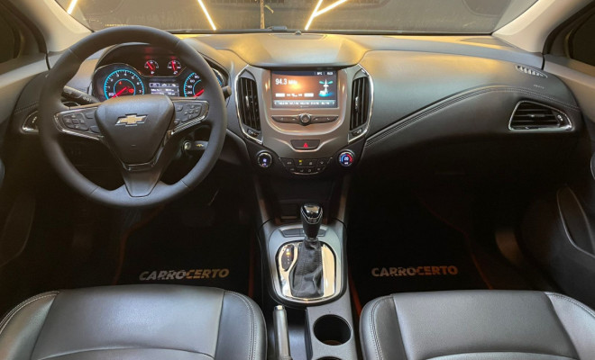 GM - Chevrolet CRUZE LT 1.4 1Aut. 2019 Flex  Espaço e conforto-4