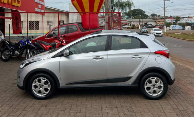 Hyundai HB20X Premium 1.6 Flex 16V Aut. 2015 Flex-0
