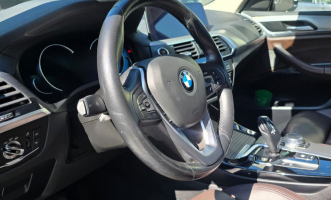 BMW X3 XDRIVE 30i X-Line 2.0 Turbo 252cv Aut 2018 Gasolina-2