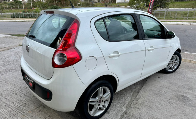Fiat Palio ATTRACTIVE 1.0 EVO Fire Flex - 2015-2