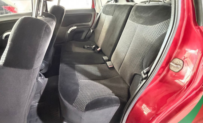 Citroën C3 GLX 1.4/ GLX Sonora 1.4 Flex 8V 5p 2011 Flex-6