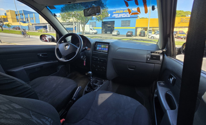 Fiat Siena Celebration 1.0 Fire Flex 8V 4p 2010 Flex-4