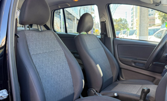 VW - VolksWagen Fox 1.6 Mi Total Flex 8V 5p 2014 Flex-6