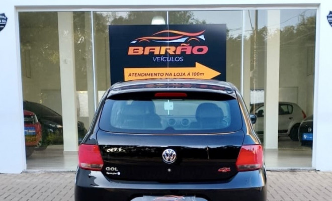 VW - VolksWagen Gol (novo) 1.0 Mi Total Flex 8V 4p 2013 Flex-2