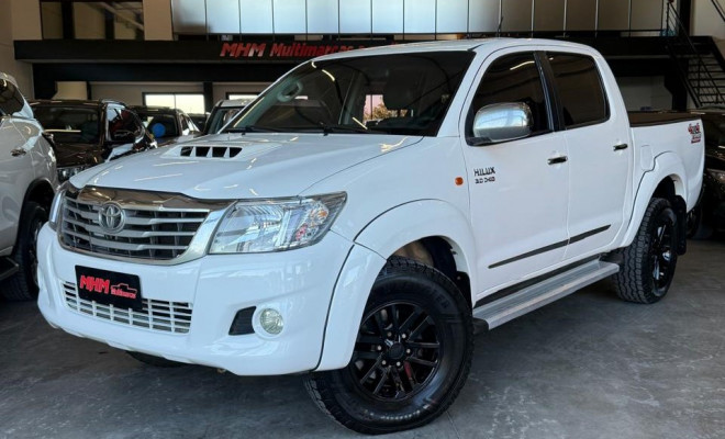 Toyota Hilux CD SR D4-D 4x4 3.0 TDI Dies Aut. 2013 Diesel-0