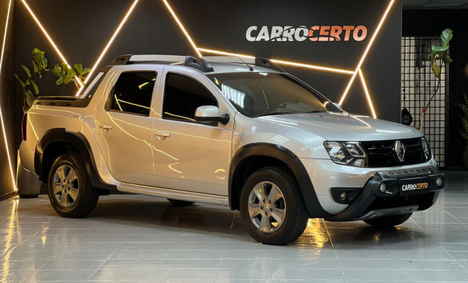 Renault DUSTER OROCH Dyna. 2.0 Mec. 2016 Flex  Espaço e Desempenho