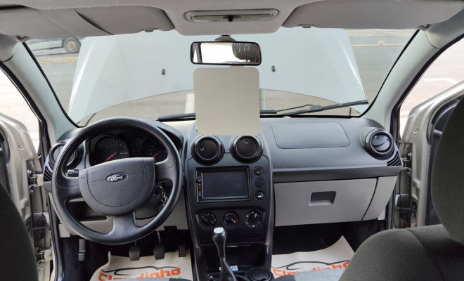 Ford Fiesta Sed. 1.6 8V Flex 4p 2008 Flex-6