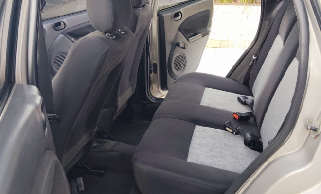 Ford Fiesta Sed. 1.6 8V Flex 4p 2008 Flex-11
