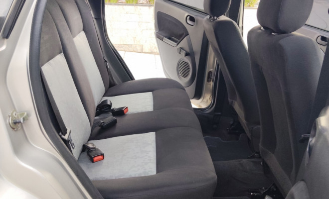 Ford Fiesta Sed. 1.6 8V Flex 4p 2008 Flex-12