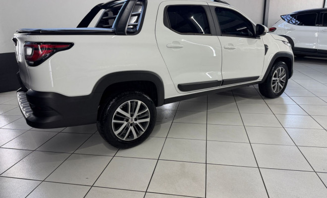 Fiat Strada Volcano 1.3 Flex 8V CD 2023 Flex-7